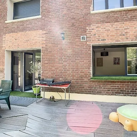 Holiday home Grande Maison Cosy Terrasse Parking Gare 8 Pers