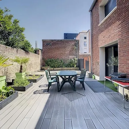 Holiday home Grande Maison Cosy Terrasse Parking Gare 8 Pers